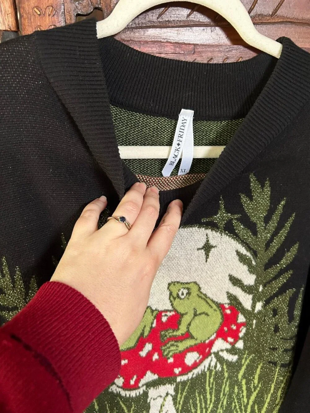 Frog Love Mushrooms Cozy Sweater - Picture 3 of 3